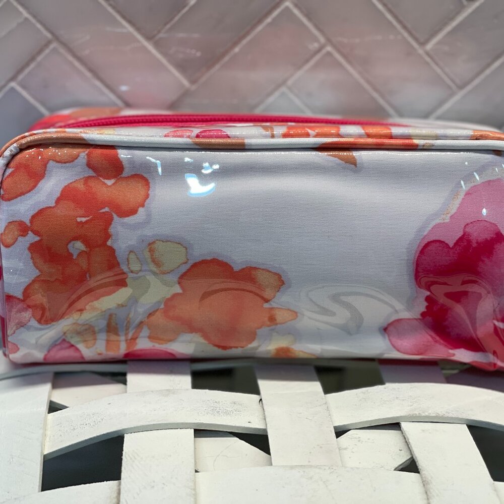 Contents Cosmetic Bag - Picture 2 of 8
